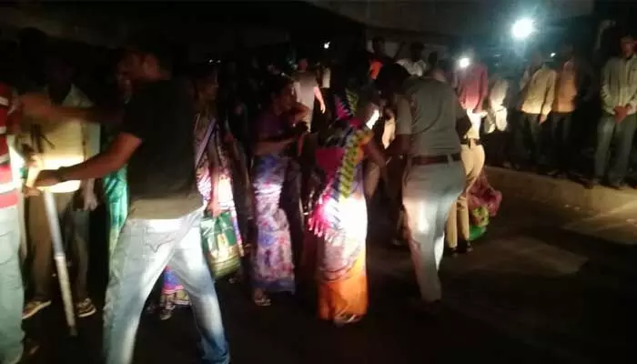 మిస్సింగ్ కేసులో ట్విస్ట్.. ఆ మృతదేహం మైనర్ బాలికదే.. మిస్సింగ్ కేసులో ట్విస్ట్.. ఆ మృతదేహం మైనర్ బాలికదే..