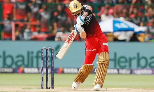 IPL 2023: తొలి వికెట్ కోల్పోయిన ఆర్సీబీ..