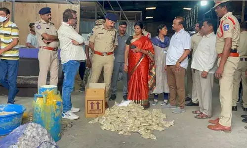 ఆహార పదార్థాలు తయారు చేసే కంపెనీల పై దాడులు..