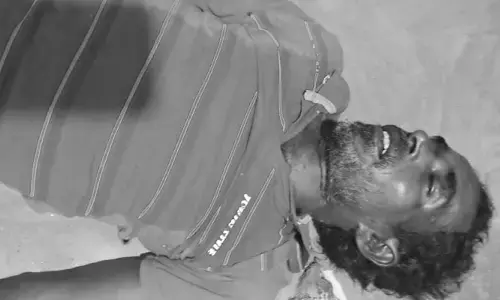 మద్యానికి బానిసై వ్యక్తి ఆత్మహత్య