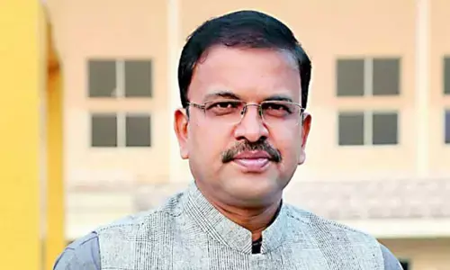 JD Laxmi Narayana : కేటీఆర్ కు ఏసీబీ నోటీసులపై సీబీఐ మాజీ డైరెక్టర్ సంచలన వ్యాఖ్యలు
