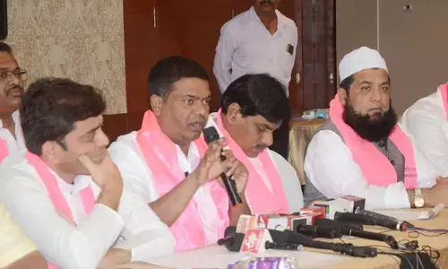 కాంగ్రెస్, బీజేపీవి అభివృద్ధి నిరోధక విధానాలు