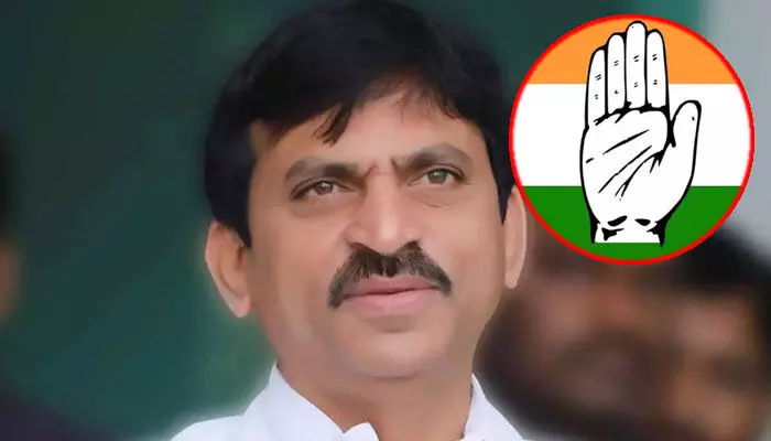 బ్రేకింగ్ : పొంగులేటి ఇంటికి రాహుల్ టీమ్.. చర్చలపై తీవ్ర ఉత్కంఠ బ్రేకింగ్ : పొంగులేటి ఇంటికి రాహుల్ టీమ్.. చర్చలపై తీవ్ర ఉత్కంఠ