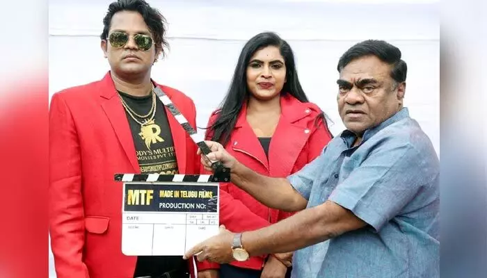 బాబు మోహన్ క్లాప్తో శ్రీకారం చుట్టుకున్న రెడ్డి మల్టీప్లెక్స్ మూవీస్! బాబు మోహన్ క్లాప్తో శ్రీకారం చుట్టుకున్న రెడ్డి మల్టీప్లెక్స్ మూవీస్!