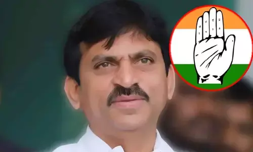 బ్రేకింగ్ : పొంగులేటి ఇంటికి రాహుల్ టీమ్.. చర్చలపై తీవ్ర ఉత్కంఠ