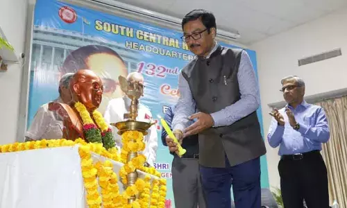 అంబేద్కర్ జన్మదిన వేడుకలను నిర్వహించిన దక్షిణ మధ్య రైల్వే..