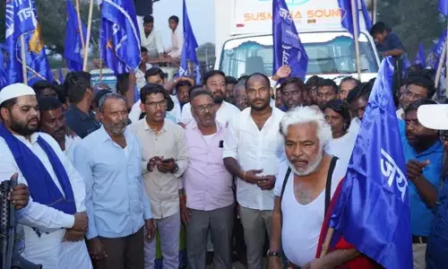 అగ్రవర్ణాల రాజ్యం కొనసాగితే బతుకులు మారవు: గద్దర్