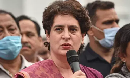 మే 4న తెలంగాణకు ప్రియాంక గాంధీ..?