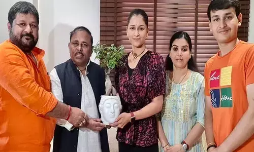 నైనా జైశ్వాల్ మరో ఘనత.. 22 ఏళ్ల వయసులో పీహెచ్‌డీ పూర్తి