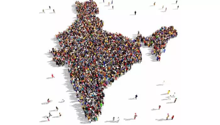 ప్రపంచంలో అత్యధిక జనాభా కలిగిన దేశంగా భారత్: UN నివేదిక