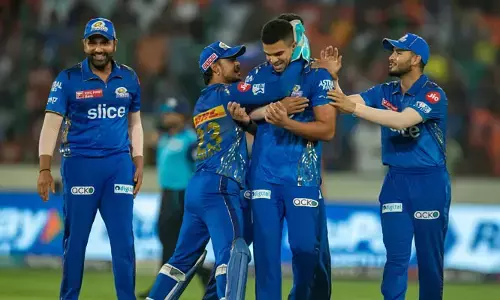ఉప్పల్ గడ్డపై ముంబై హ్యాట్రిక్ విక్టరీ