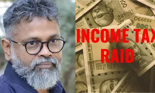 సుకుమార్ ఇంట్లో ఐటీ దాడులకు కారణమిదే..!