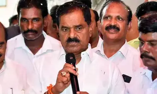 Tirupati: అడుగడుగునా నిరసన.. రెచ్చిపోయి బూతులు తిట్టిన డిప్యూటీ సీఎం