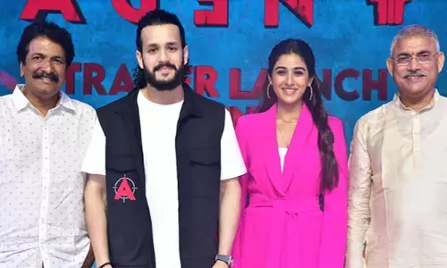 థియేటర్‌లో పిచ్చెక్కిస్తా అంటున్న అఖిల్ అక్కినేని