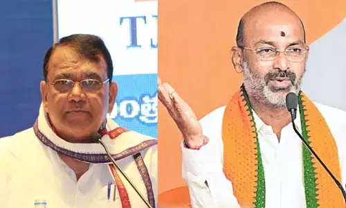 ఆయన ఒకప్పుడు అవినీతి మంత్రి.. అక్కడి ప్రజల సొమ్ము దోచుకున్నాడు : బండి సంజయ్