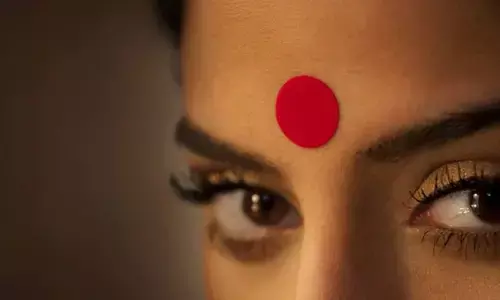 మహిళలు బొట్టు పెట్టుకోవడం వెనుక ఉన్న ఆరోగ్య రహస్యం ఇదే!