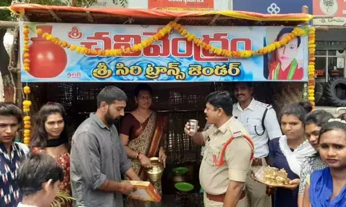 ట్రాన్స్ జెండర్స్ ఔదార్యం..నిర్మల్ లో చలివేంద్రం ఏర్పాటు..