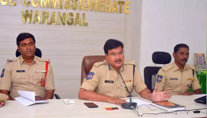 దండకారుణ్య స్పెషల్ జోనల్ సభ్యుడితో పాటు సానుభూతిపరుడి అరెస్ట్.. దండకారుణ్య స్పెషల్ జోనల్ సభ్యుడితో పాటు సానుభూతిపరుడి అరెస్ట్..