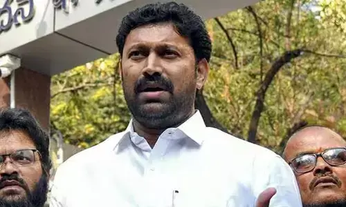 Avinashreddy: నేడు ముగిసినా.. రేపటి విచారణపై క్లారిటీ ఇవ్వని సీబీఐ