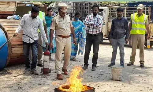 ఎన్పీడీసీఎల్ లో అగ్ని ప్రమాదాల పై అవగాహన..