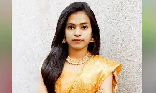 స్నేహితుడి ఇంటికి వెళ్లివస్తానని చెప్పి బయటికి వెళ్లిన యువతి.. ఏం జరిగిందో తెలుసా..