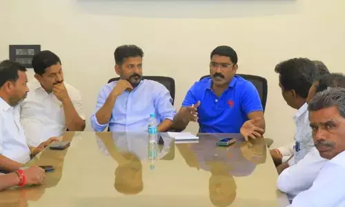 టీపీసీసీ చీఫ్ రేవంత్ రెడ్డితో అలంపూర్ ముఖ్య నాయకుల సమావేశం..