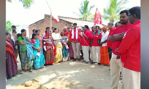 బీజేపీ మతోన్మాదాన్ని, ప్రజావ్యతిరేక విధానాన్ని తిప్పికొడదాం !