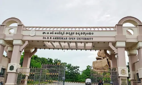 డా. బీఆర్ అంబేడ్కర్ వర్సిటీలో బీఈడీ ప్రోగ్రాం