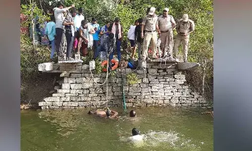ప్రమాదవశాత్తు బావిలో పడి వ్యక్తి మృతి..