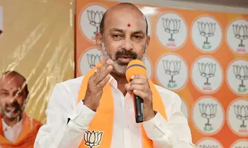 తెలంగాణ కాంగ్రెస్‌పై బండి సంచలన ఆరోపణలు