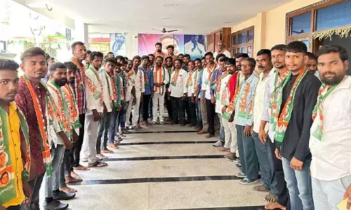 గుమ్మడిదల మండలంలో బీఆర్ఎస్ పార్టీకి షాక్