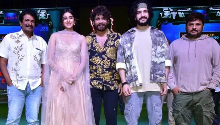 ‘ఏజెంట్’ను ప్రేక్షకులు బ్లాక్ బస్టర్ చేస్తారు: నాగార్జున ‘ఏజెంట్’ను ప్రేక్షకులు బ్లాక్ బస్టర్ చేస్తారు: నాగార్జున