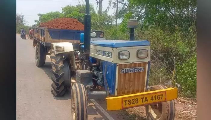 యదేచ్చగా మట్టి దందా.. పట్టించుకోని మైనింగ్ శాఖ.. యదేచ్చగా మట్టి దందా.. పట్టించుకోని మైనింగ్ శాఖ..