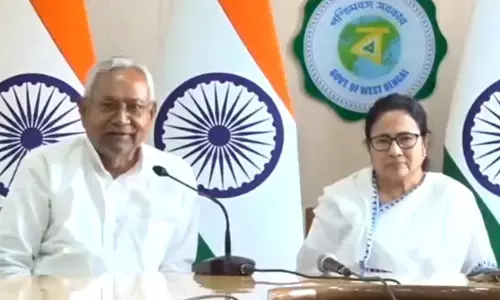 బెంగాల్ సీఎం దీదీతో బీహార్ సీఎం నితీశ్ భేటీ