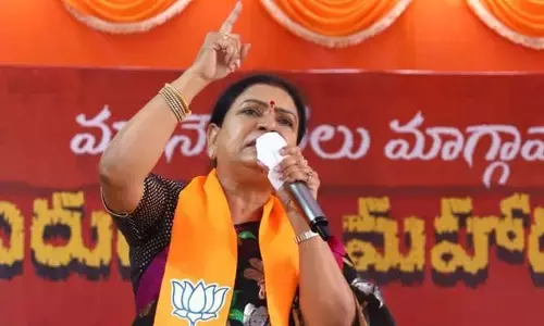 తడిసిన మొక్కజొన్నను కొనుగోలు చేయండి: డీకే అరుణ