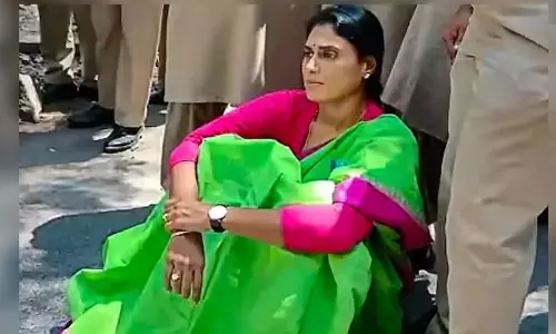షర్మిల రిమాండ్⁬పై ముగిసిన వాదనలు.. తీర్పు రిజర్వ్ చేసిన నాంపల్లి కోర్టు