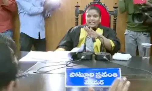 Nellore: మేయర్‌పై భగ్గుమన్న వైసీపీ కార్పొరేటర్లు...ఉద్రిక్తత