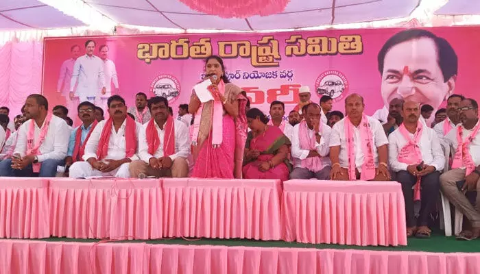 దేశాభివృద్ధి కోసమే బీఆర్ఎస్ ఆవిర్భావం: ఎమ్మెల్యే అజ్మీరా రేఖశ్యాం నాయక్ దేశాభివృద్ధి కోసమే బీఆర్ఎస్ ఆవిర్భావం: ఎమ్మెల్యే అజ్మీరా రేఖశ్యాం నాయక్