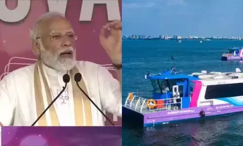 భారతదేశంలోనే మొట్టమొదటి వాటర్ మెట్రోను ప్రారంభించిన ప్రధాని మోడీ
