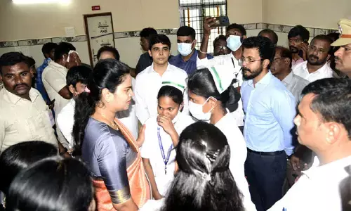 పేదలకు అందుబాటులో విద్యా, వైద్యం: వైద్య ఆరోగ్య శాఖ మంత్రి విడదల రజని