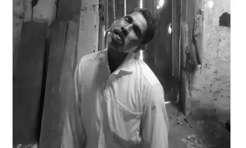 అప్పుల బాధ తాళలేక రైతు ఆత్మహత్య