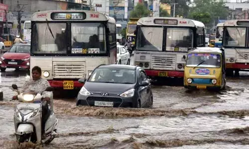 HYD : రికార్డు స్థాయిలో వర్షపాతం నమోదు