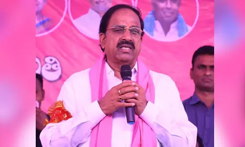 రాష్ట్రాన్ని అభివృద్ధి పథంలో నడిపే వ్యక్తి కేసీఆర్ ఒక్కరే: తుమ్మల