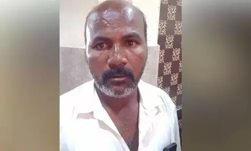 డ్యూటీలో ఉన్న ఉద్యోగుల పై దాడి చేసిన వ్యక్తికి ఏడాది జైలు శిక్ష..