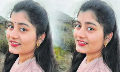 శ్వేత మృతికి కారణం వాళ్లే.. తల్లి సంచలన ఆరోపణలు