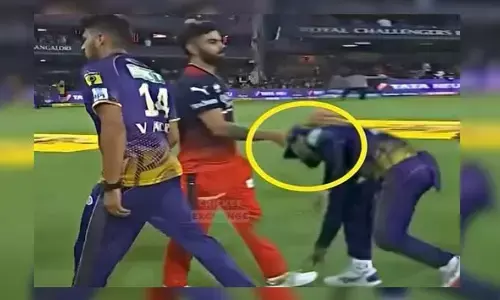 IPL 2023: కోహ్లీ కాళ్లు మొక్కిన రింకూ సింగ్.. ఫోటోలు వైరల్‌!