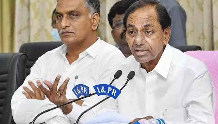 35 మంది ఎమ్మెల్యేల పనితీరుపై KCR అసంతృప్తి.. వేటు పడేనా? 35 మంది ఎమ్మెల్యేల పనితీరుపై KCR అసంతృప్తి.. వేటు పడేనా?