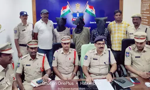 ద్విచక్ర వాహనాలు దొంగిలిస్తున్న ముఠా అరెస్ట్