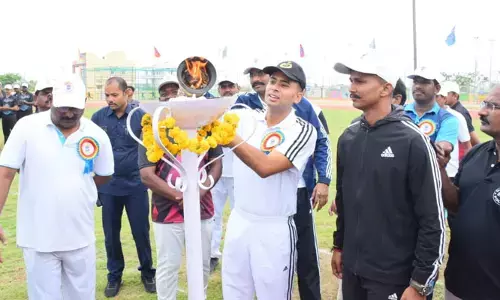 విధి నిర్వహణకు క్రీడలు ఎంతగానో దోహదపడుతాయి : జిల్లా ఎస్పీ అఖిల్ మహాజన్