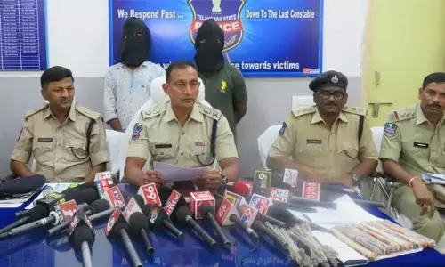 ఇద్దరు మావోయిస్టు సానుభూతిపరుల అరెస్ట్